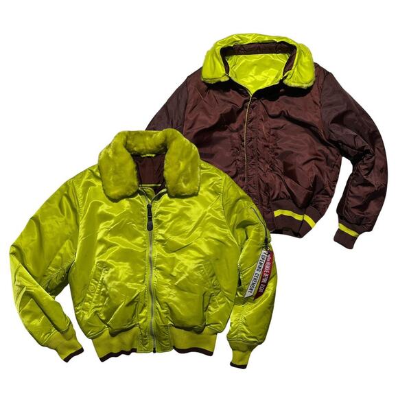 Reversible fur collar bomber